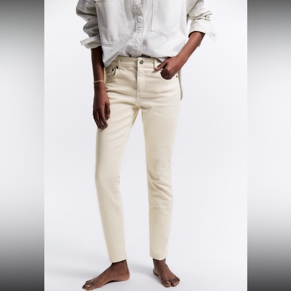Zara Mid Waist Skinny Jeans - Picture 1 of 14
